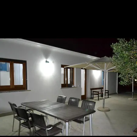 בקתה Chalet Del Mare קסטלוצו